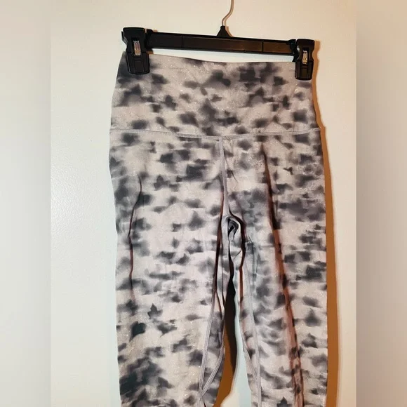 Varley - Picture 2 of 5